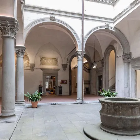 Palazzo Roselli Cecconi Florence