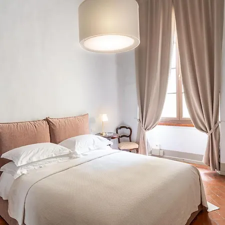 Apartment Palazzo Roselli Cecconi Florence