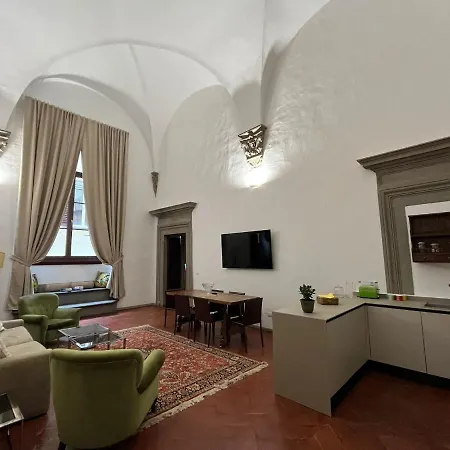 Palazzo Roselli Cecconi Apartment
